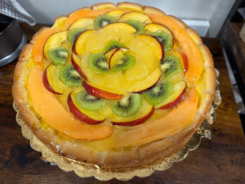 Crostata artigianale di frutta fresca di stagione
